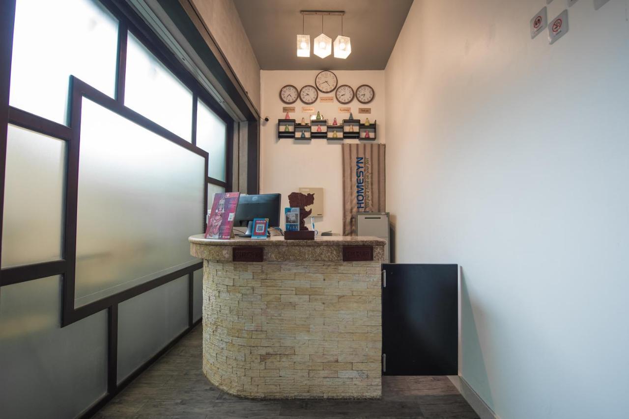 Homesyn Hotel Phnom Penh Exterior photo